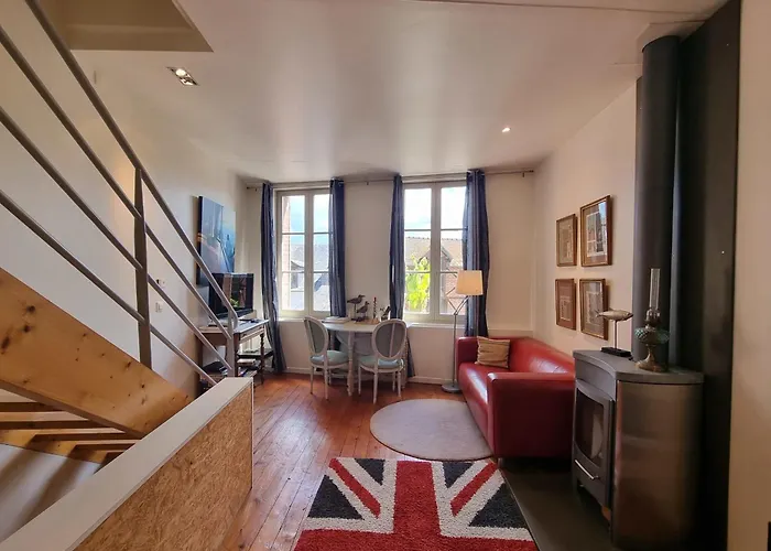 Hébergement de vacances La Maison Du Puits With Wood-burning Stove Center 5p *