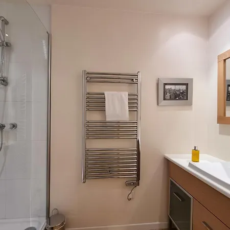 La Maison Du Puits With Wood-burning Stove Center 5p Casa de Férias *