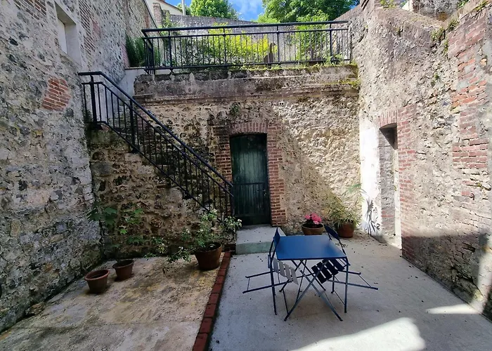 La Maison Du Puits With Wood-burning Stove Center 5p